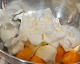 Foto del paso 2 de la receta: Tarta de queso y leche condensada