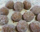 A picture of step 8 of Dharwar peda.