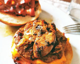 Foto del paso 7 de la receta: Hamburguesa con Foie de Pato y reducción de Oporto