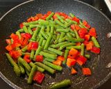 A picture of step 3 of Thai Ginger Curry.