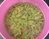 Foto langkah ke 1 dari resep Sambel Asin Cumi Lamtoro.