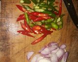 Foto langkah ke 1 dari resep Tumis jamur saus tiram.