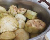 صورة لخطوة 1 من وصفة باذنجان غراتان