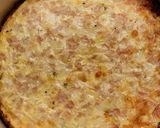 Foto del paso 7 de la receta: Quiche de jamón, muzzarella y roquefort con "masa" de coliflor