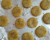 A picture of step 5 of Zeera biscuits.