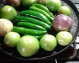Foto del paso 1 de la receta: Chuleta en salsa verde con papas (sabor casero)