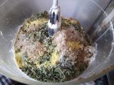 कसूरी मेथीचे थेपले आणि दही (Kasuri Methiche Thepla Recipe In Marathi)