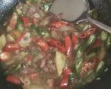 Foto langkah ke 6 dari resep Tumis daging Sapi lada hitam oriental.