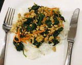 A picture of step 2 of Ground Pork Stir Fry With Spinach and Carrot.