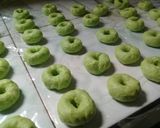 Foto langkah ke 3 dari resep Donat Pandan.