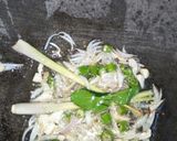 Foto langkah ke 1 dari resep Tumis labu air bihun #BikinRamadanBerkesan.