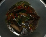 Foto langkah ke 2 dari resep Tumis pindang tongkol.