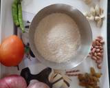 Rawa upma and orange juice recipe step 1 photo