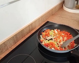 Foto del paso 2 de la receta: Filetes de cerdo en salsa