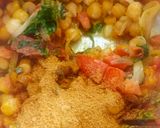 A picture of step 6 of Chenna pulav.