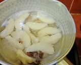 Foto langkah ke 3 dari resep Sup Buah Pir Pelega Batuk.