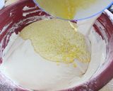 Foto langkah ke 4 dari resep Marmer cake.