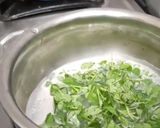 பாரம்பரிய முறையில் வெந்தயக்கீரை சூப் (Venthaya keerai soup recipe in tamil) ரெசிபி ஸ்டேப் 2 புகைப்படம்