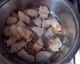 Foto del paso 6 de la receta: Pollo al ajo con papas noisette de Bigote Cocina