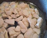 Foto del passaggio 5 della ricetta 🐓Cubetti di pollo al rosmarino e aglio 🌿🧄