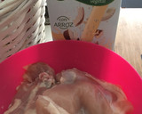 Foto del paso 1 de la receta: Contra muslos de pollo con salsa de coco y melocotón