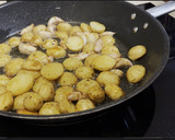 Foto del paso 3 de la receta: Solomillo de cerdo al ajillo