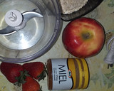 Foto del paso 1 de la receta: LICUADOS 1 2 3 🍒🍓🥝🍎🍌