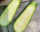 Foto del paso 1 de la receta: Calabacitas rellenas en freidora de aire