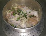 Foto langkah ke 5 dari resep Ayam Tiram Jahe kukus.