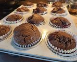 Kakaós-meggyes muffin recept fázis 1 fotója