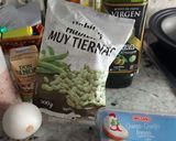 Foto del paso 1 de la receta: Habitas cremosas al vino blanco