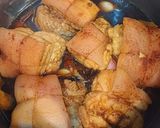 Hình bước làm 3 của món Thịt kho Đông Pha