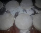 Foto del paso 4 de la receta: Tapas de empanada caseras