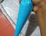 Foto del paso 4 de la receta: Panque con formas de merengue. 🌼