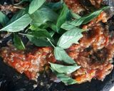Foto langkah ke 3 dari resep Sambal Tempe Kemangi.