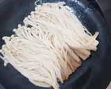 Foto langkah ke 4 dari resep Paengibeoseot Bokkeum (팽이버섯 볶음) Tumis Jamur Enoki Korea.