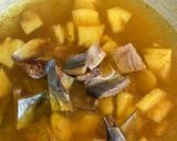 Gambar langkah 3 resipi Gulai Ikan Talang Masin & Nanas Terung.