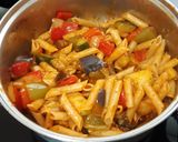Foto del paso 4 de la receta: Macarrones integrales con pisto