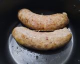 Foto del paso 1 de la receta: Chorizos con morrón, tomate y cebolla