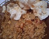 Foto langkah ke 4 dari resep Nasi goreng sosis telor bakso.