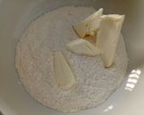 A picture of step 1 of Parmesan and pancetta scones.