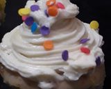 A picture of step 3 of Vanilla butter cream frosting.