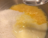 Foto del paso 2 de la receta: Delicias de coco con esencia de almendra