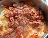 Foto del paso 3 de la receta: Guiso de longanizas (o chorizo)