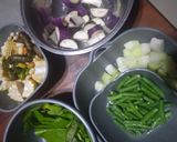 Foto langkah ke 1 dari resep Sayur Asem Kuning Ala Betawi.