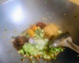 A picture of step 4 of Mosambi chana masala.