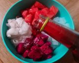Foto langkah ke 2 dari resep Es Campur Merah Putih.