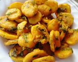 A picture of step 3 of Bhajia mwitu.