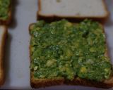 A picture of step 4 of Spinach, Corn and Cheese Sandwich.