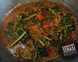 Foto langkah ke 4 dari resep Kangkung terasi pedas.